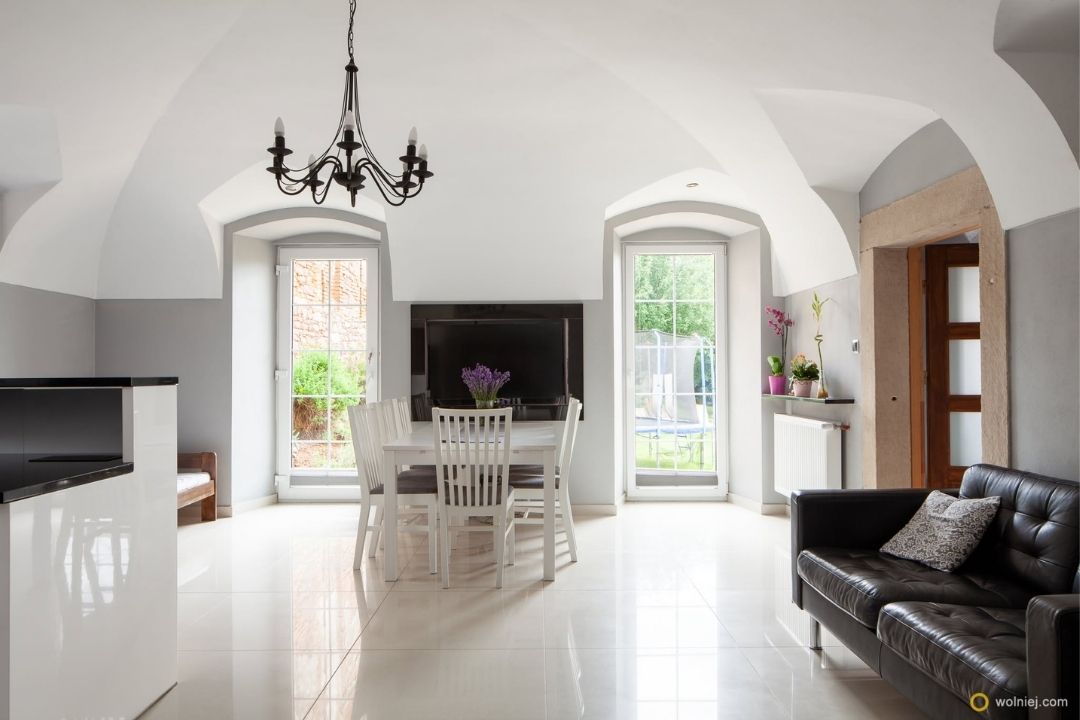 Apartament - jadalnia i salon